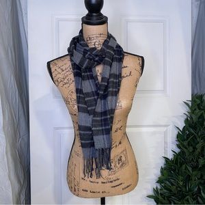 Geoffrey Beene Cashme Made In Italy Plaid Soft Scarf With Fringe Blue Grey